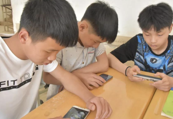 教育部要求做好中小学生防沉迷工作